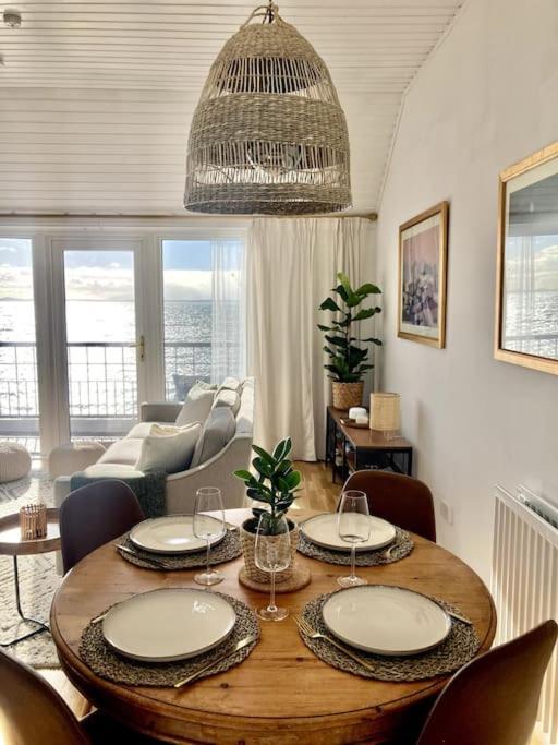 Relax With Spectacular Views And Hot Tub Villa Kircubbin Екстериор снимка